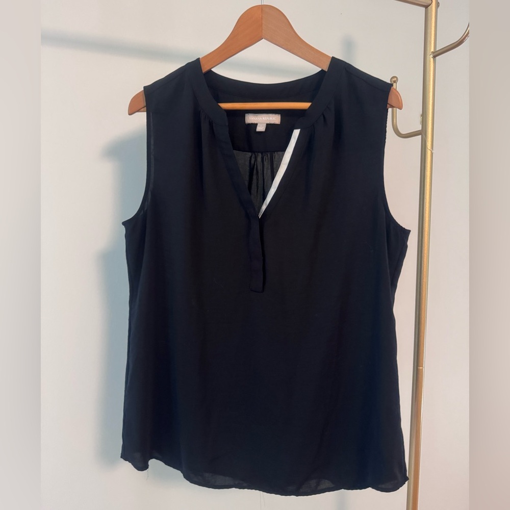 Banana Republic Black Sleeveless Blouse with V-Neckline